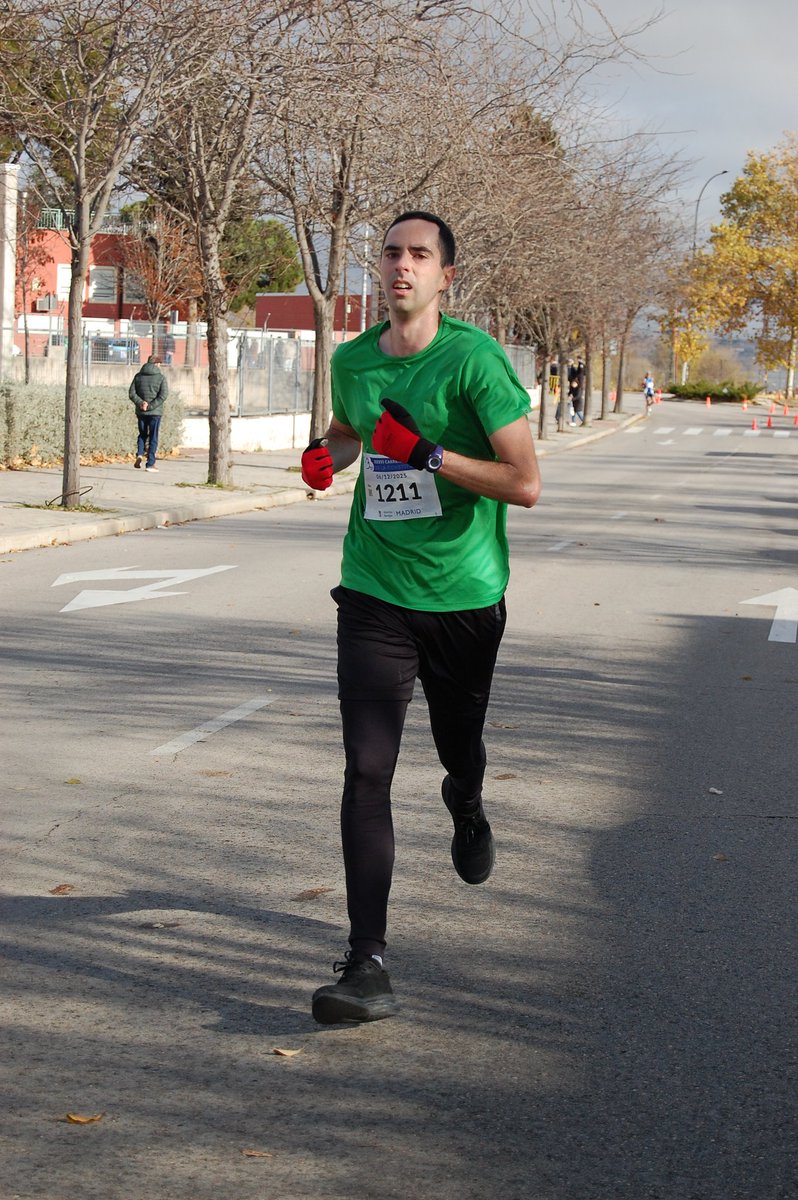 ¡Un año más he celebrado este 6 de diciembre corriendo en la XXXVI Carrera de la Constitución Española de Barajas! Es una de las carreras más bonitas del año, porque a través del deporte recordamos valores esenciales de la Constitución Española.