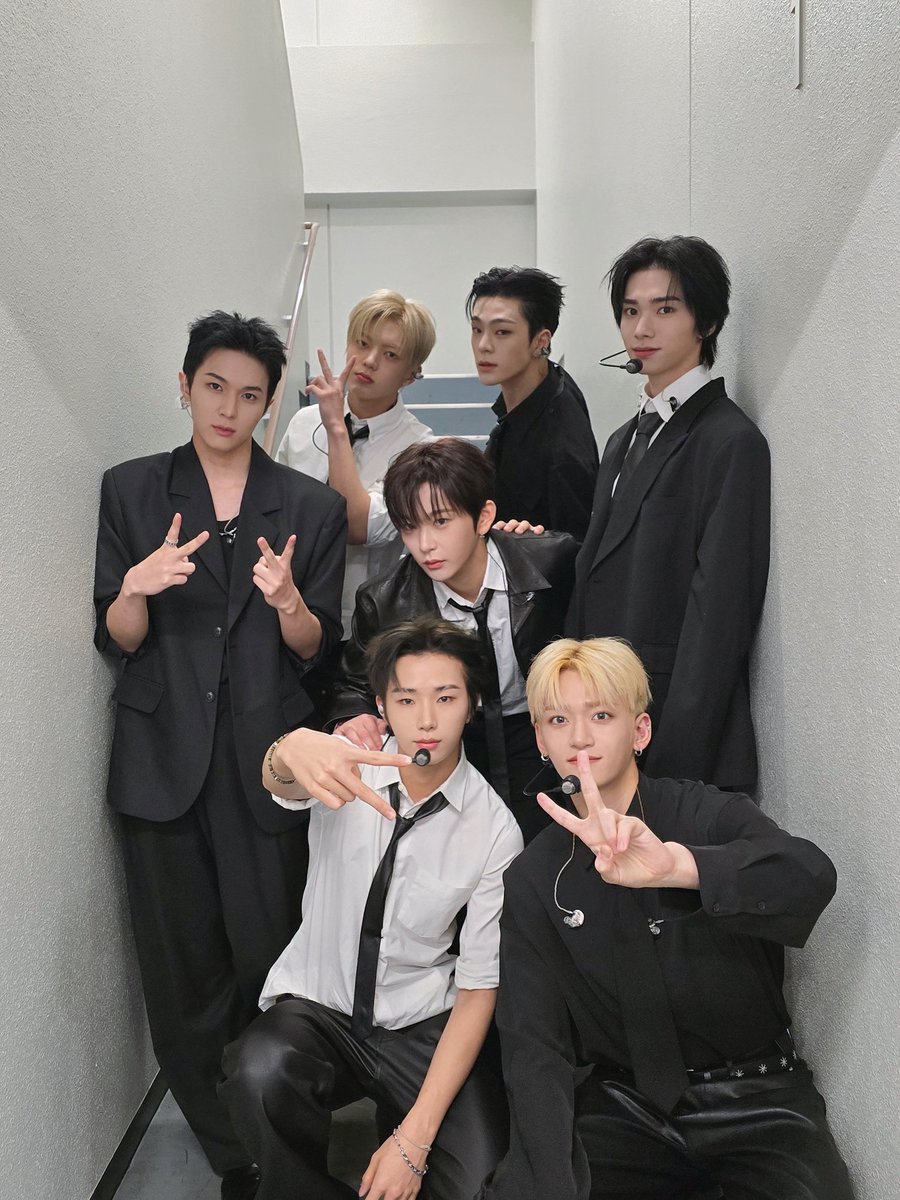 WHIB(휘브) tweet media