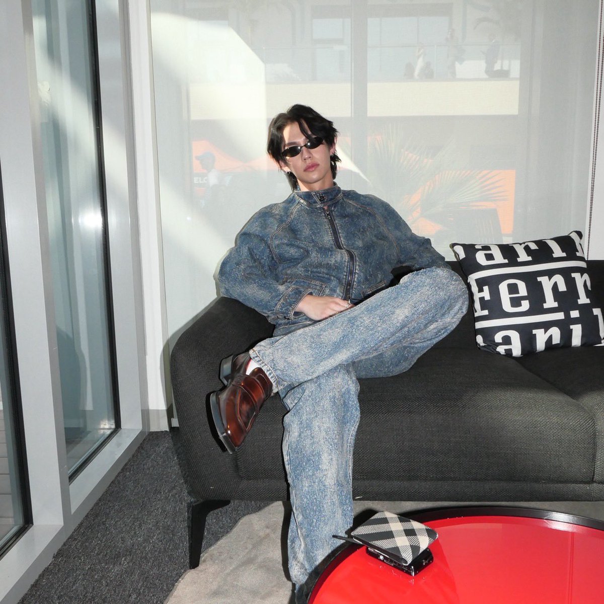 cloud9_ent_ofc's tweet image. Ferrari red under the Abu Dhabi lights ❤️🏎️

#F1AbuDhabixBRIGHT
#bbrightvc
#Cloud9Ent