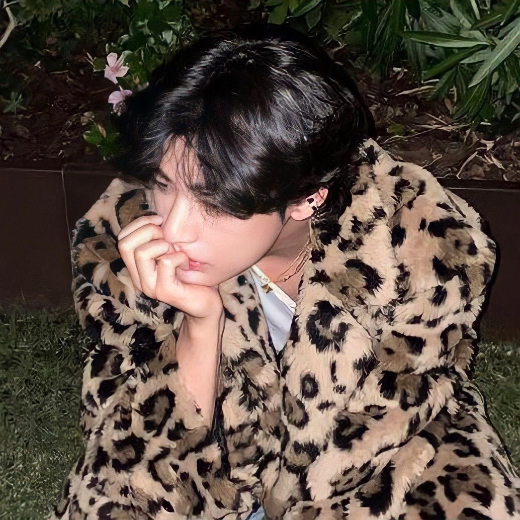 order and chaos
a #taekookau

Tisho, the strict, rule-abiding president who’s spent sleepless nights to plan programs; while Zain, the rebellious, charismatic troublemaker vice president who’s always pushing for wild events that break campus policy.