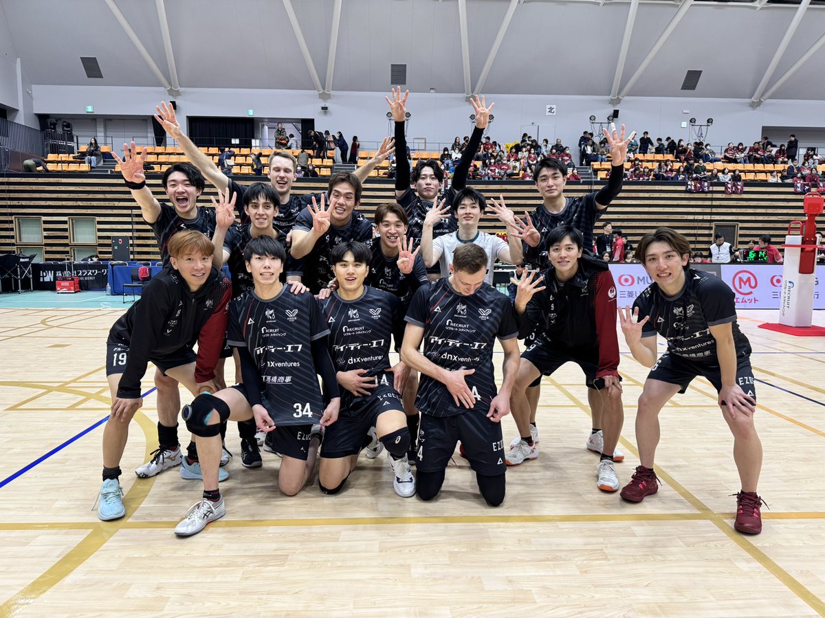 4勝目👑🐺🐺🐺🐺 2セットダウンからの大逆転勝利！！ 途中出場の選手