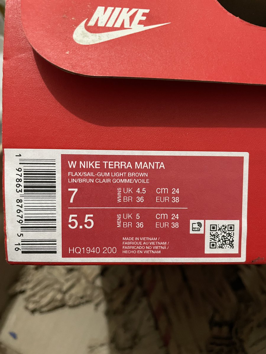 cloudythinc's tweet photo. WTS Nike Sepatu Wanita Terra Manta - Flax

EUR 38
New &amp; Original https://t.co/HMJJQ87aq7