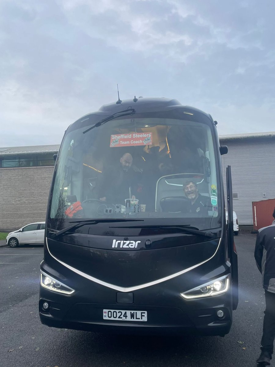 steelershockey's tweet photo. 🍊🏒 and off to Dundee we go this morning ... thanks to Wilfreda Beehive

You can watch the game against the Stars HERE: https://t.co/NXiHhaA2Ka from 5pm

#SteelersHockey https://t.co/HLIDK3Rkxa