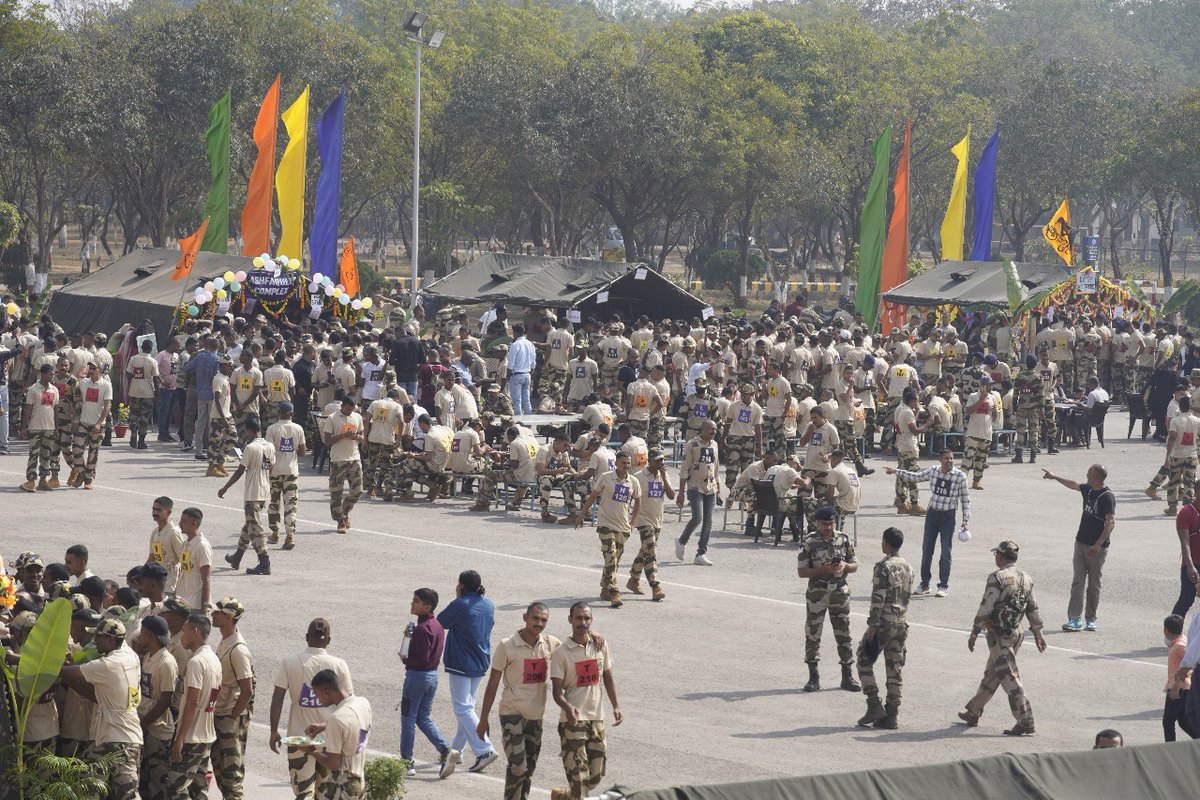 CISFHQrs's tweet image. CISF RTC Bhilai Hosts a Vibrant Millet Mela Celebrating Flavours, Fitness and Unity.

#CISF RTC Bhilai organized a vibrant “Food and Millets Mela” to promote #awareness about the nutritional power of #millets and to reintroduce traditional #grains into daily diets.

Shri Rohit