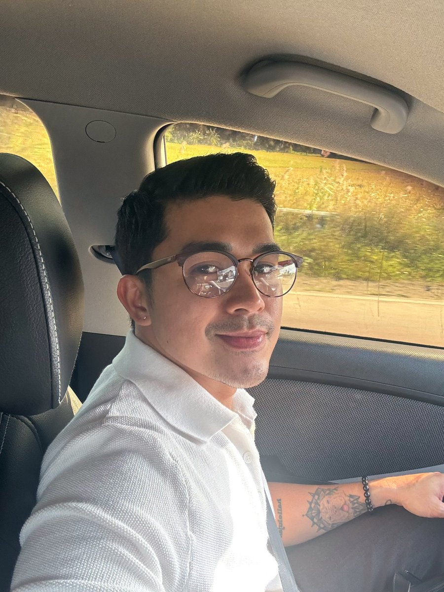 RonMatthew87's tweet photo. Daddy mo nga pala!😉 https://t.co/jKKPBNBAoW