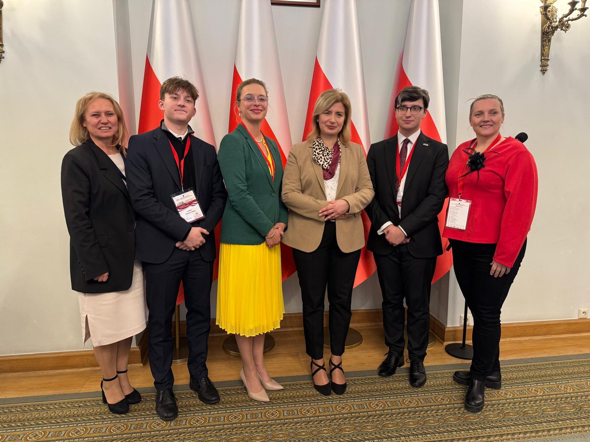 Federation of Poles in GB tweet media