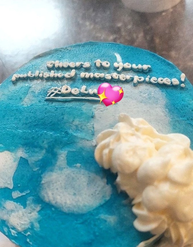 gureeeli's tweet image. kawawa naman yung cake namin... ganda pa naman ng desgin 🥹🥲😭🤣

congrats you, both. loveyouuuu @unodaily @dreamysunies 🩵💜