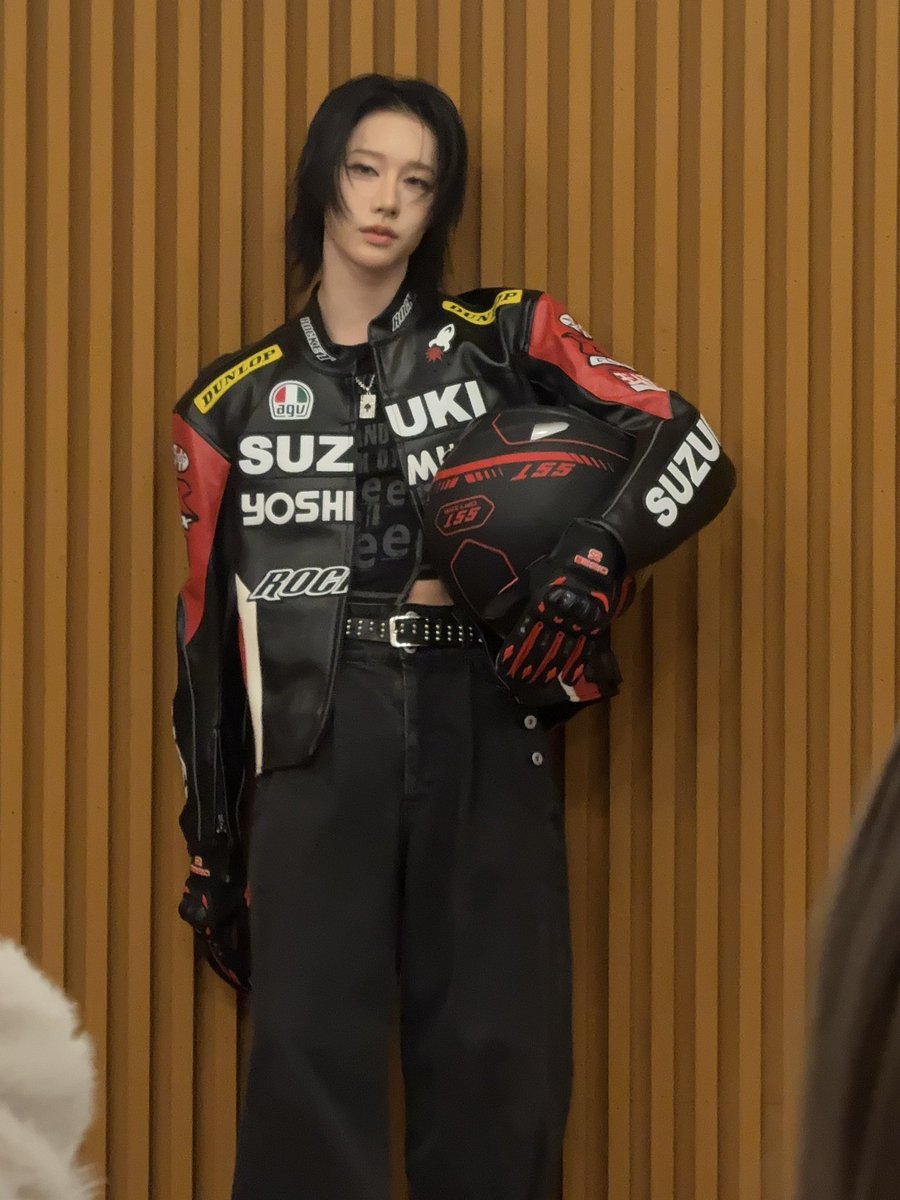 251207 kpop together fansign 
#XLOV #RUI