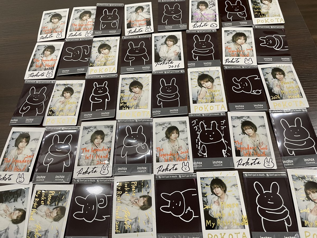 福袋のチェキ、とりあえず一旦描き終わったぁぁぁぁ！！！！*(^o