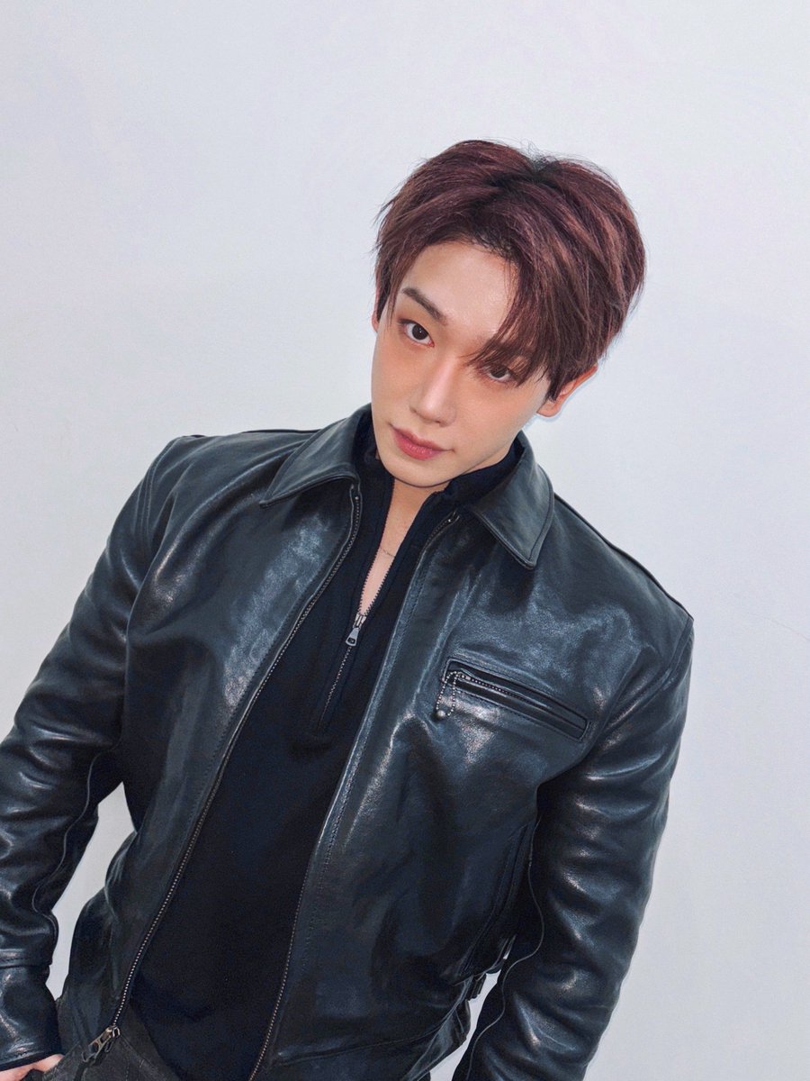 official__wonho's tweet image. 삼겹살 먹으러 갔나 위니들?

#원호 #WONHO