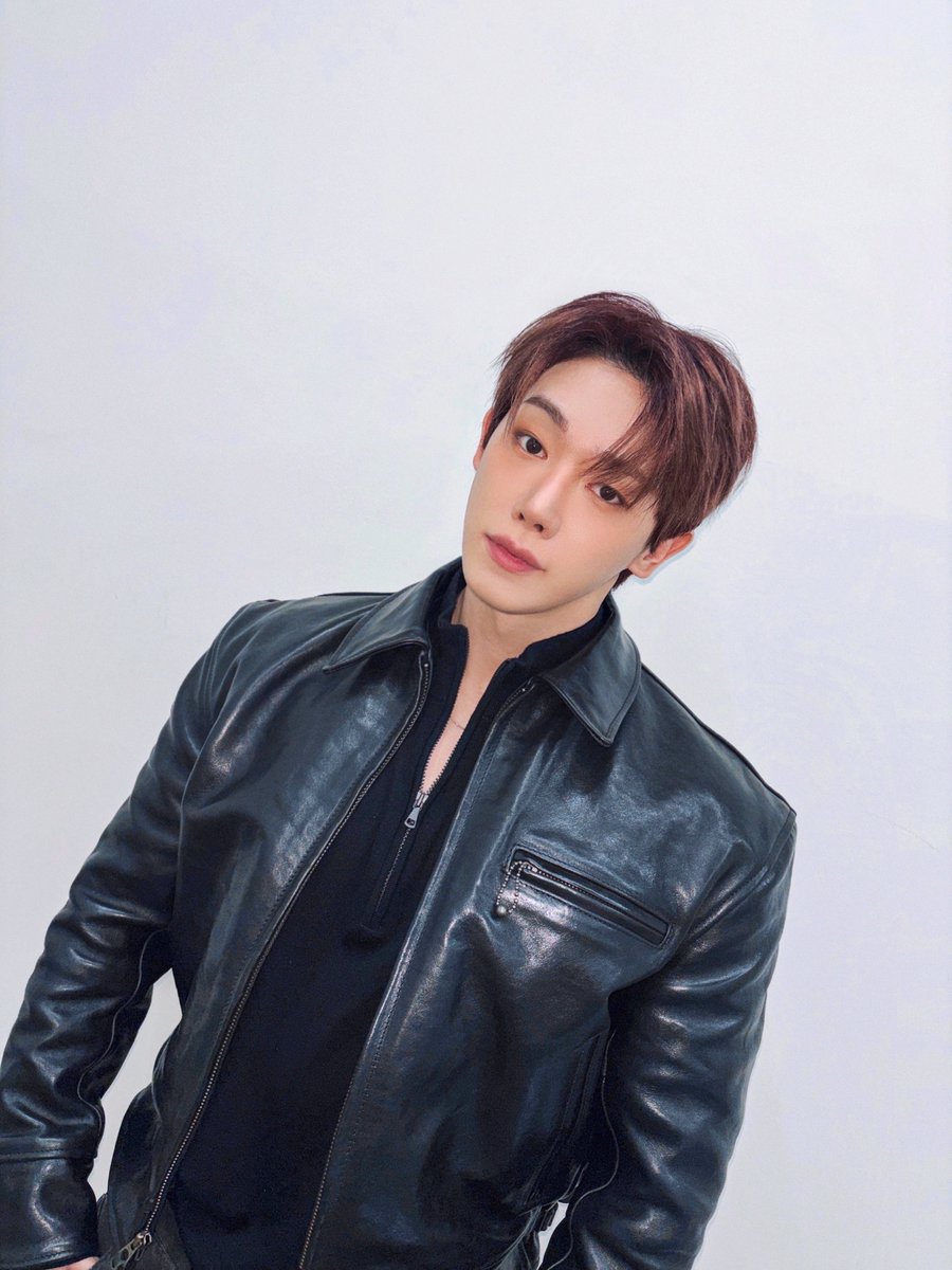 official__wonho's tweet image. 삼겹살 먹으러 갔나 위니들?

#원호 #WONHO