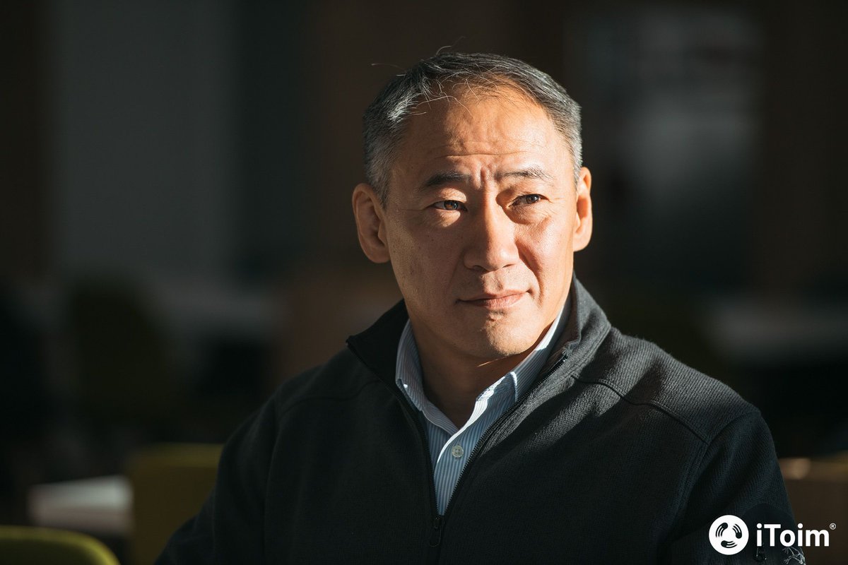 -Оюу толгойн CEO С.Мөнхсүх: “Оюу толгой” компанийн зээлийг Монгол Улсын, Монголын ард түмний өр гэж ойлгоод байдаг. Тийм биш. Энэ бол Монгол Улсын нэг хязгаарлагдмал хариуцлагатай компанийн хөрөнгө оруулалт, санхүүжилт татаж авсан нэг хэлбэр. Монголд үйл ажиллагаа явуулж байгаа