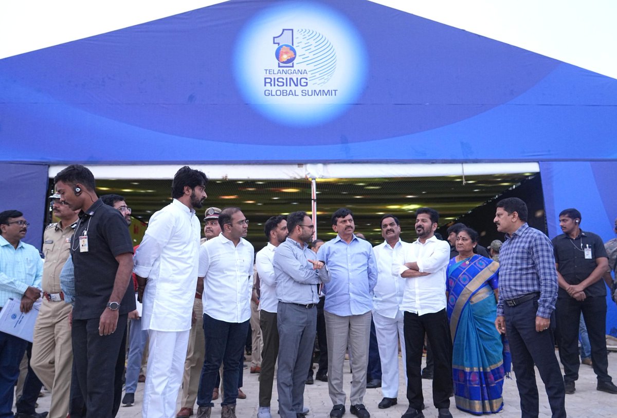 TG_With_Revanth's tweet photo. With a focus on global investment and the launch of Telangana’s Vision Document, CM Revanth Reddy called for flawless planning for the Telangana Rising Global Summit.
#TelanganaRising #GlobalSummit #EconomicGrowth #StateVision #RevanthReddy https://t.co/yW4UwwJor8