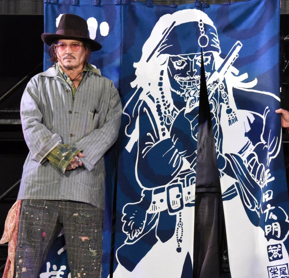 Leleo2211's tweet photo. Chances of Oda adding Jack Sparrow to the manga increased? 👀He already drew a design https://t.co/z7Eg1cHViV