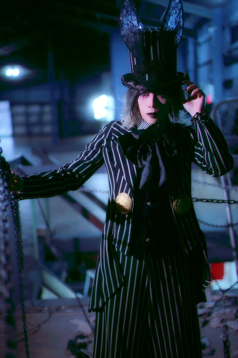 seta_kei's tweet photo. 【コスプレ】theGazettE/RUKI
THE DARK NIGHT HORROR SHOW
���︎🎃SPOOKY BOX🎃✝︎
Photo/YO-SAN(@yosan_photo)
Studio/ChromeStudio
#theGazettE #RUKI #SPOOKYBOX #Halloween
Thank you to everyone who watched. https://t.co/MjjNM3AJ7k