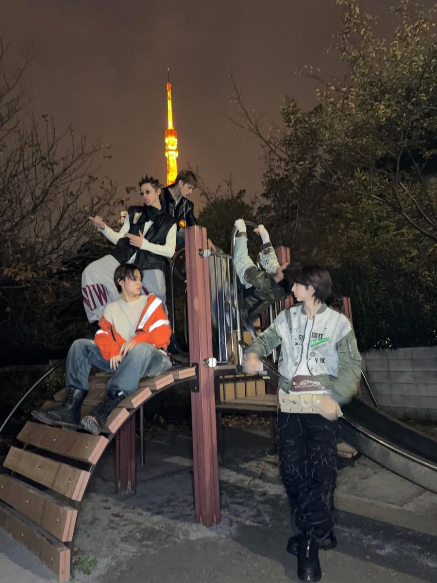 ummhyeon's tweet image. 