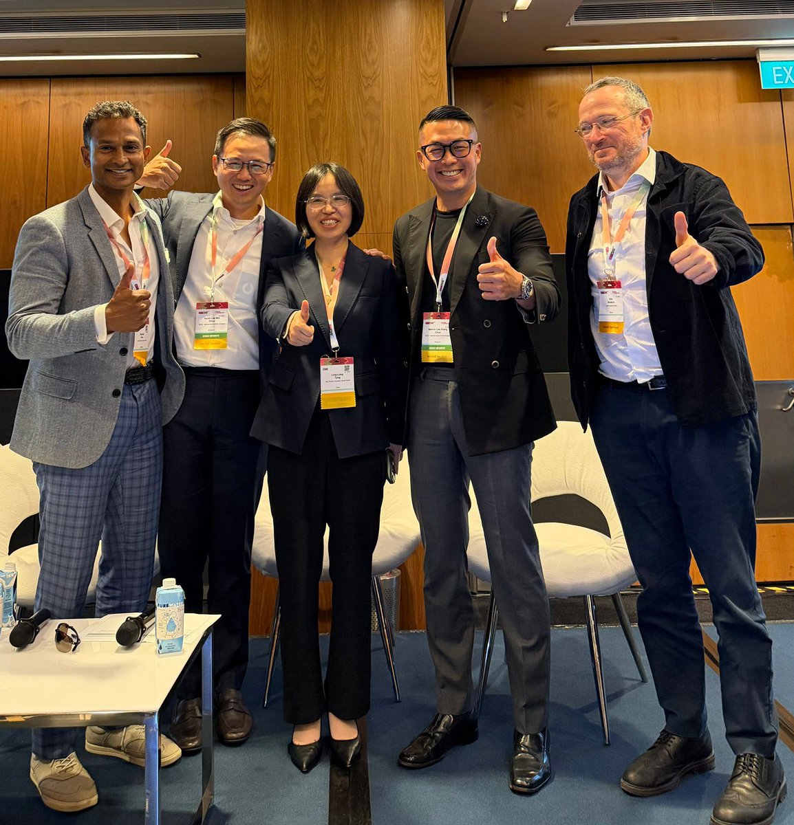 Fantastic #radonc session to close #ESMOAsia2025!
Huge thanks to <a href="/_ShankarSiva/">Shankar Siva</a> <a href="/Edradonc/">Eric Deutsch</a> Dr Ling-Long Tang, Dr Hong Qi Tang &amp; <a href="/DrMLChua/">Melvin LK CHUA | FRCR, PhD, FASCO</a> for brilliant talks on ImmunoRT, target optimization, AI &amp; overcoming radioresistance.
Till next time! 🙌