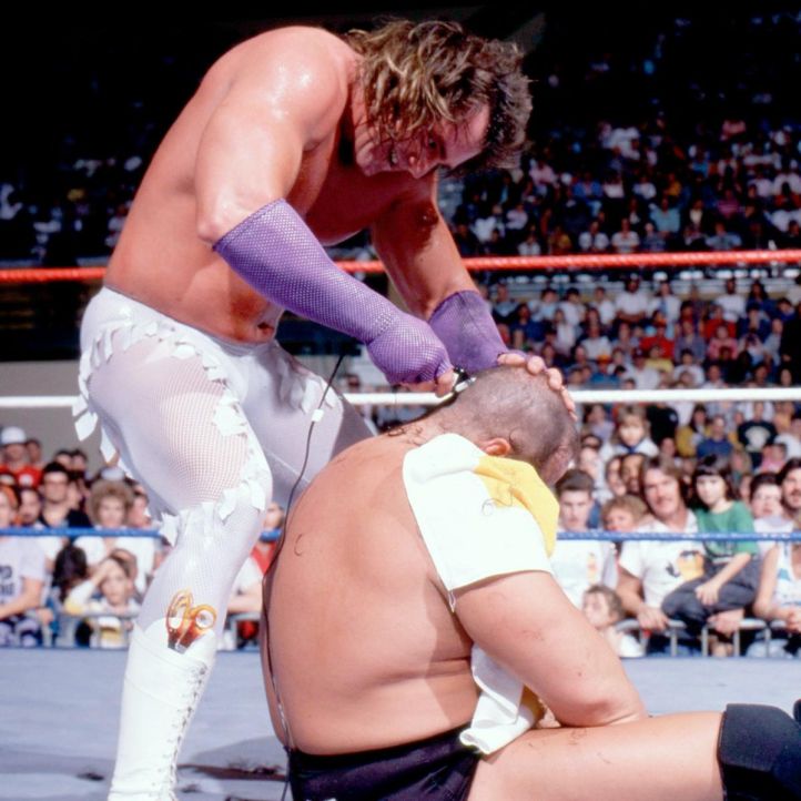 WWFWrestling1's tweet photo. On this day in 1988: Brutus "The Barber" Beefcake gives "Outlaw" Ron Bass a quick trim on Saturday Night's Main Event. ✂️ #WWF #WWE #RonBass #BrutusBeefcake https://t.co/mwfPo6UCzP