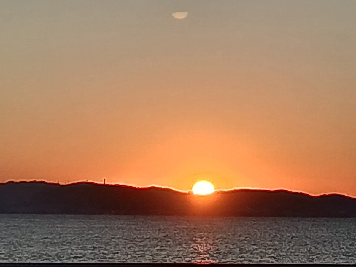 いけひろ日記 今回、自分が早朝から江ノ島に行きたくなったのは自分が