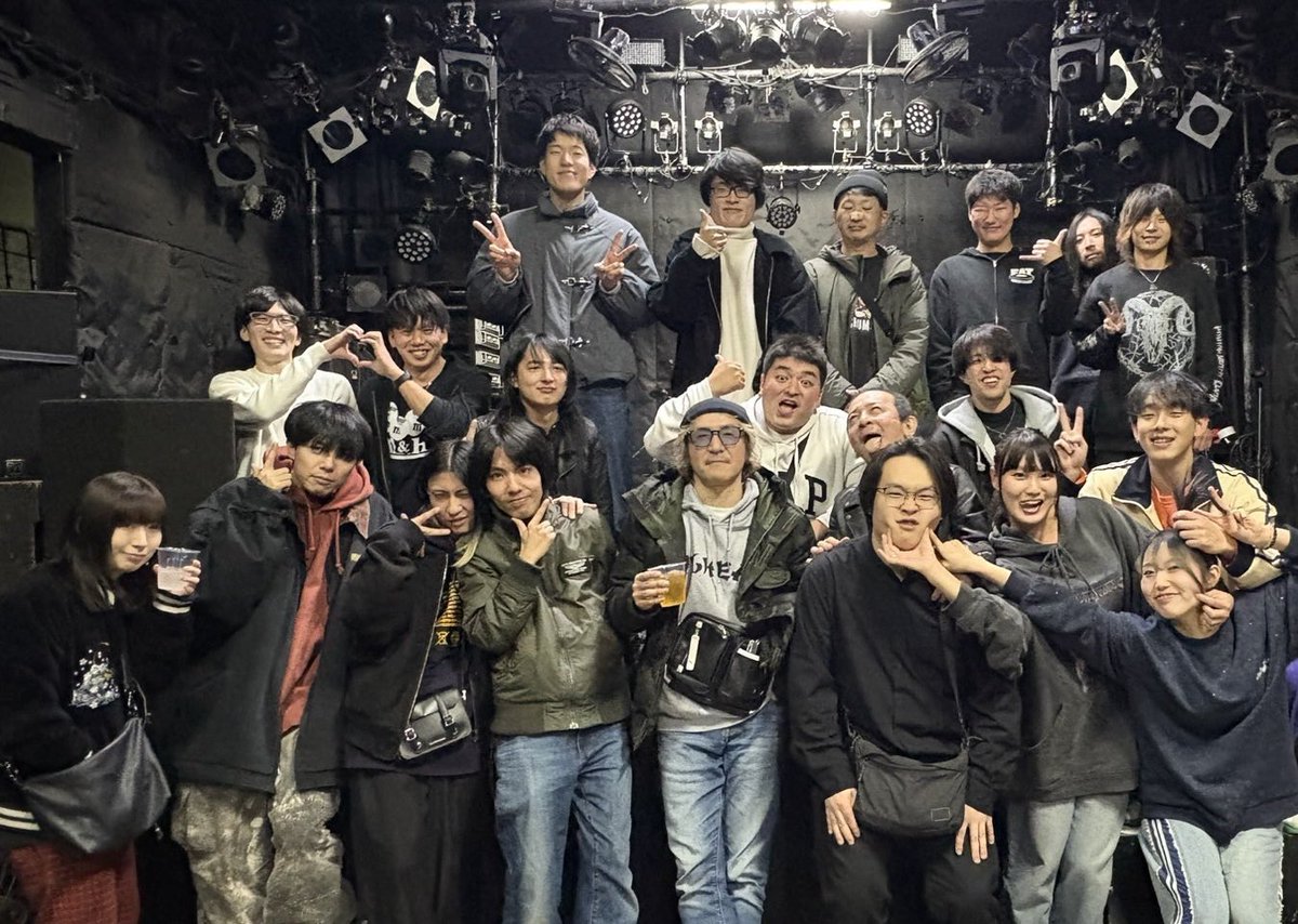 【✨感謝✨】
12/6(土) @ club SONIC iwaki
Liqueur Cigarette presents
第二次青春期vol.4

出演してくれた皆のおかげで最高の夜になりました🌃
みんなの青春は音楽を続けていればこれからもずっと続いていくと思うのでまたどこかで会えることを楽しみにこれからもLIVEを続けていきます💪
