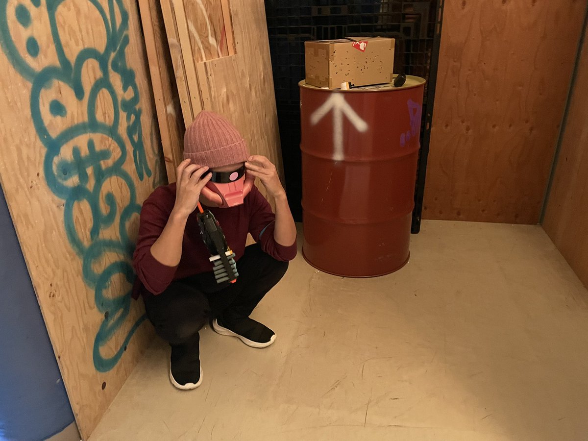 hibikisanNERF's tweet image. 会議室ナーフin岡山
今日のハイライト
カタカナ禁止ゲームで開始早々「カメラマンか…」と呟き一発退場したシャアザク(ルウム戦役の時のシャアザクなんでアンテナはないらしい)
いやー笑ったわ！
#会議室ナーフin岡山 
#ナーフサバゲ 
#Prettymaze