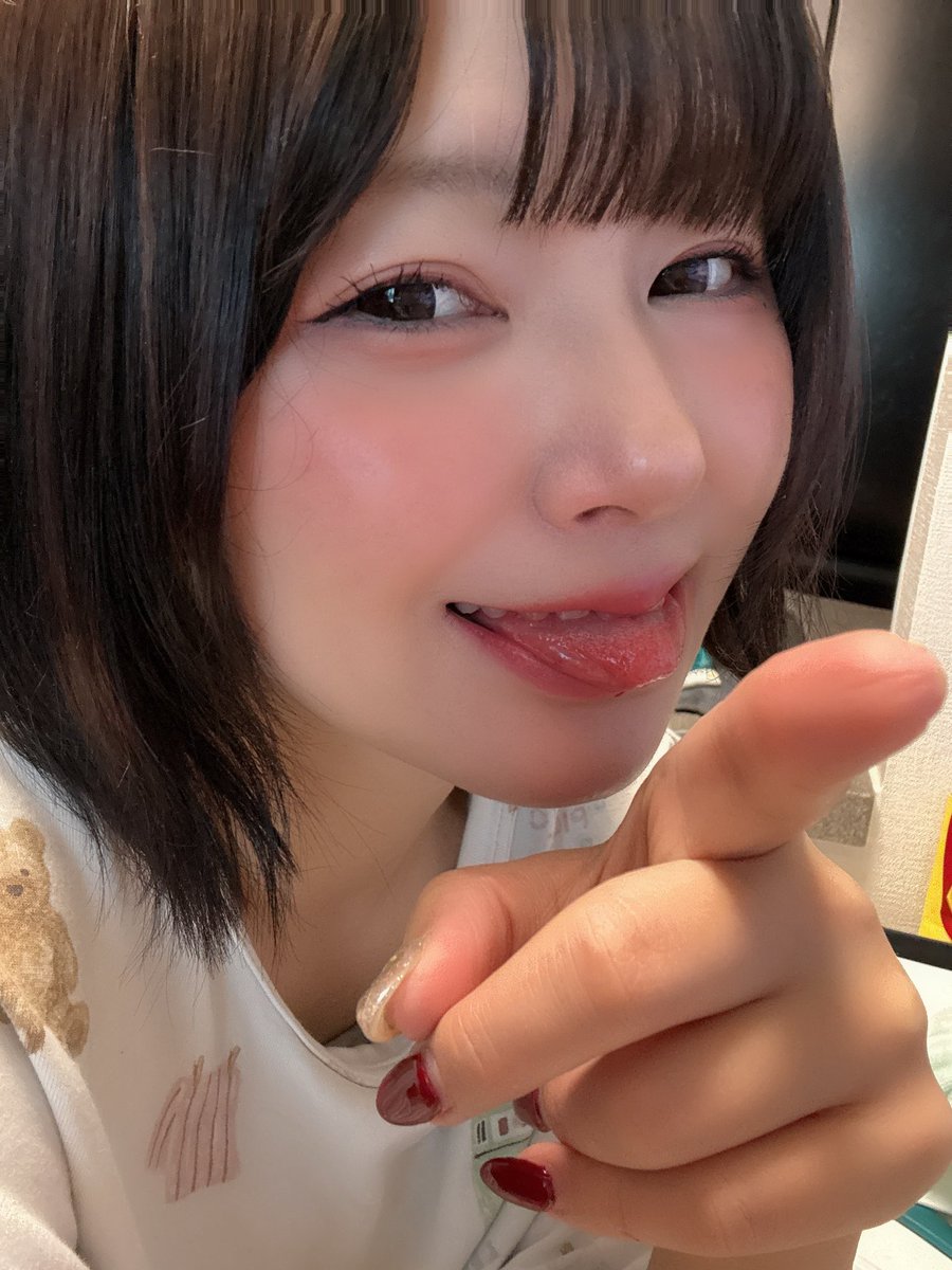 kirimiya_ten's tweet photo. pizzaを作って食べる動画🥣

ここから見れます♡
https://t.co/Dzm3SKKU95 https://t.co/fZMLSpfMTd