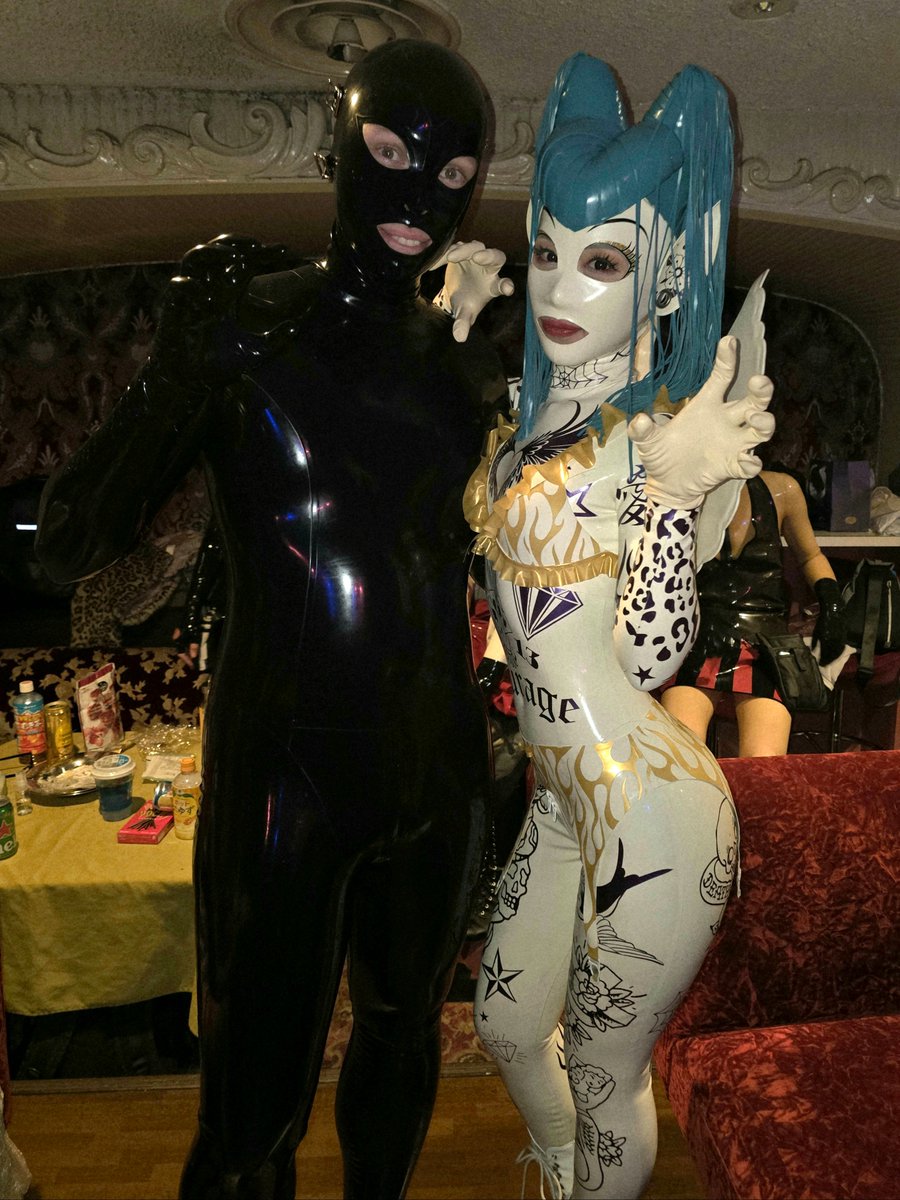 with <a href="/eri_kitami/">Eri Kitami (北見えり)OF&FANTIA</a>
 #DepartmentH #デパートメントH