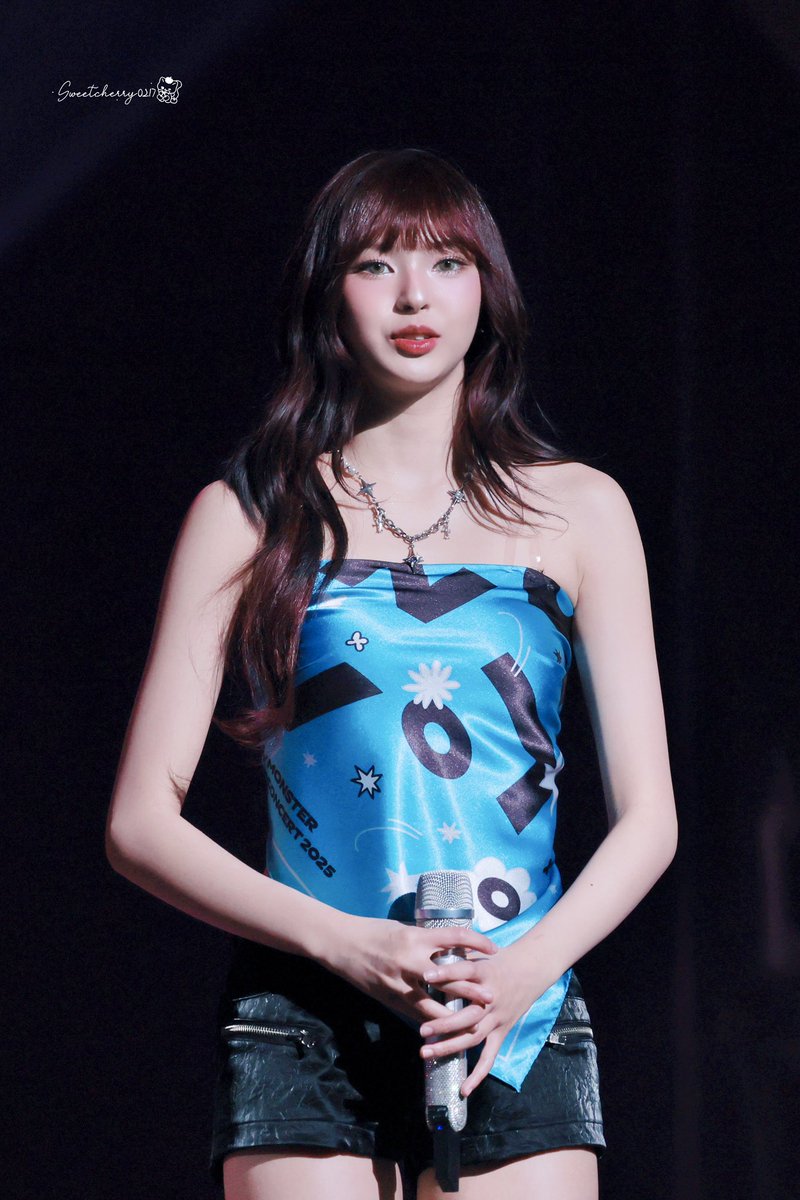 Sweetcherr0217's tweet photo. 251207

#BABYMONSTER #베이비몬스터 #치키타 #CHIQUITA https://t.co/fGECMQeYpE
