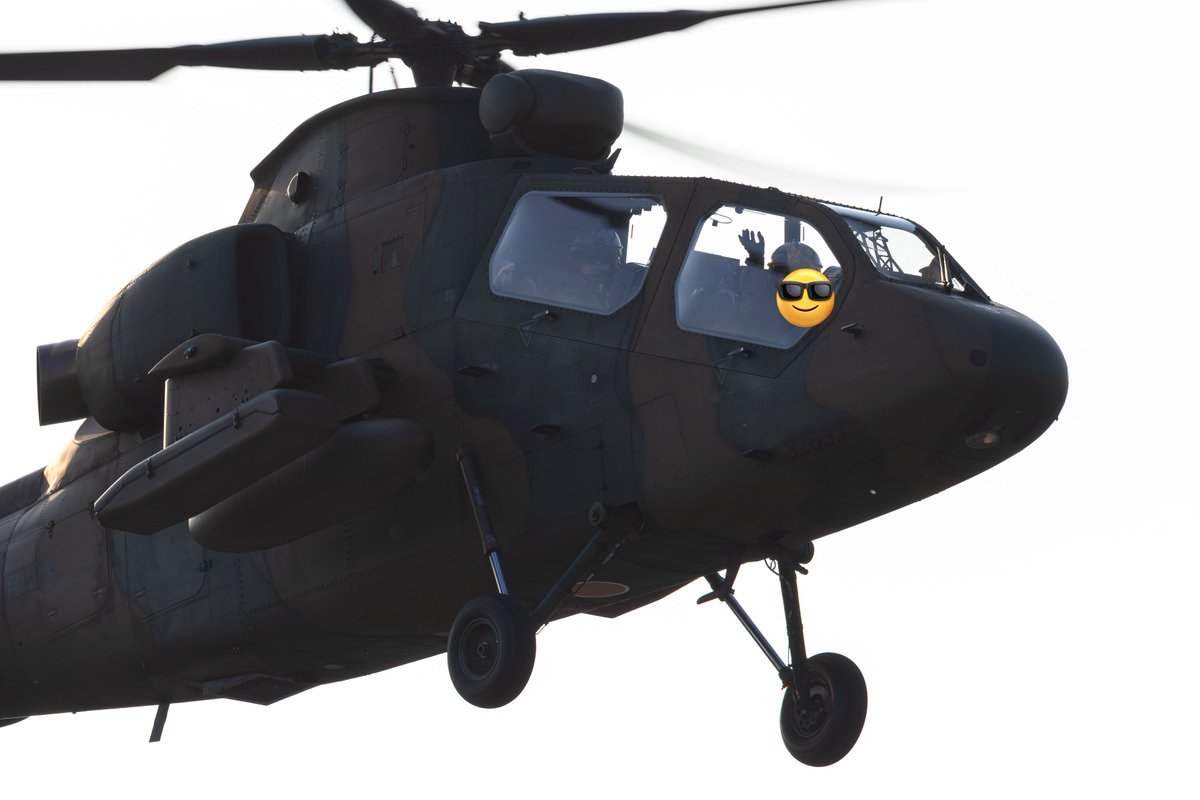 RJDM_Photo's tweet image. RJDM 1BH OH-1/32633
新田原基地航空祭帰投

帰投目達原で待ってます！の約束を果たしに📸
いつもとはスピード、降りる場所も調整してくれて見つけて貰いました🙌✨
めっちゃ笑顔で手振って貰えたので、こちらも嬉しかったです‼️
金曜の展開からお疲れ様でした✨