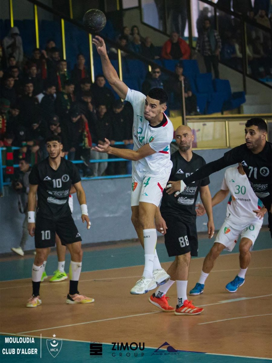 MouloudiaCA's tweet photo. | معرض الصور | 📷🤾🏼♂️
مولودية الجزائر 32-28 أمل بريكة
تصوير الصفحة الرسمية للنادي الهاوي
#MCAvsABH #MCA_Handball #TeamMCA 🟩🟥 https://t.co/TZoKFZZNmr