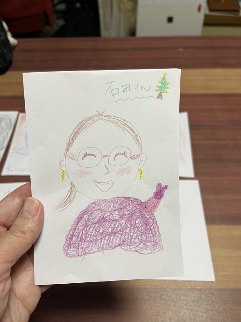 じゃーん！ 似顔絵完成。 みんなそれぞれの特徴を掴んでるっ！良い絵だ