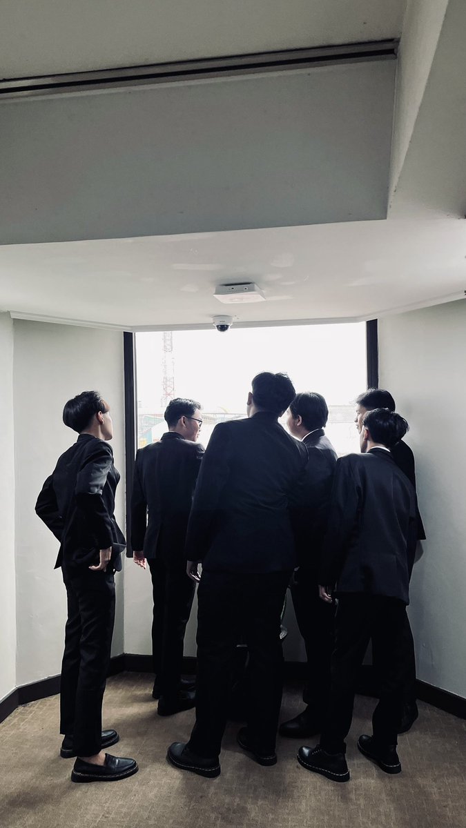 soberingtea's tweet photo. 🤳 https://t.co/xbRXkQfZGu
