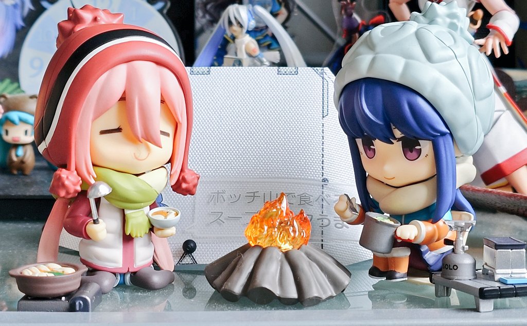 昼間に買っちった、ねんどろいどの各務原なでしこを開封。 格安だった