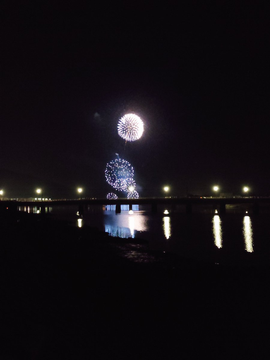 やっさの花火！
昨日のタカタの方が寒かったな