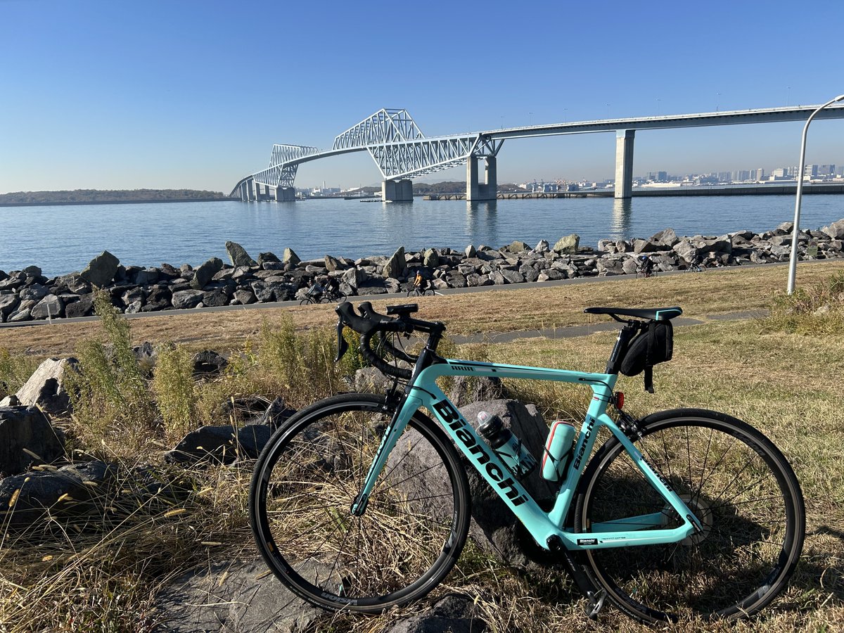 Iwasa1225's tweet photo. #レインボーライド2025 
レインボーライド天気よくて最高だった!
意外とレインボーブリッジより東京ゲートブリッジの方がきつかったな...
会場内をちょっとぶらっとして14時ぐらいに帰宅しました https://t.co/vYjyotO4rL