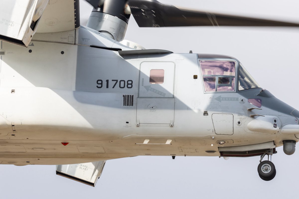 RJDM_Photo's tweet image. RJDM TAvnGp 107Avn V-22/91708
目達原駐屯地 ヴィーナス,オスプレイ

目達原ローカルへヴィーナスが✨
RW04での撮影は初めてだったけど、04の方が撮りやすかった‼️
目達原で見るヴィーナスやっぱりカッコイイな🤩