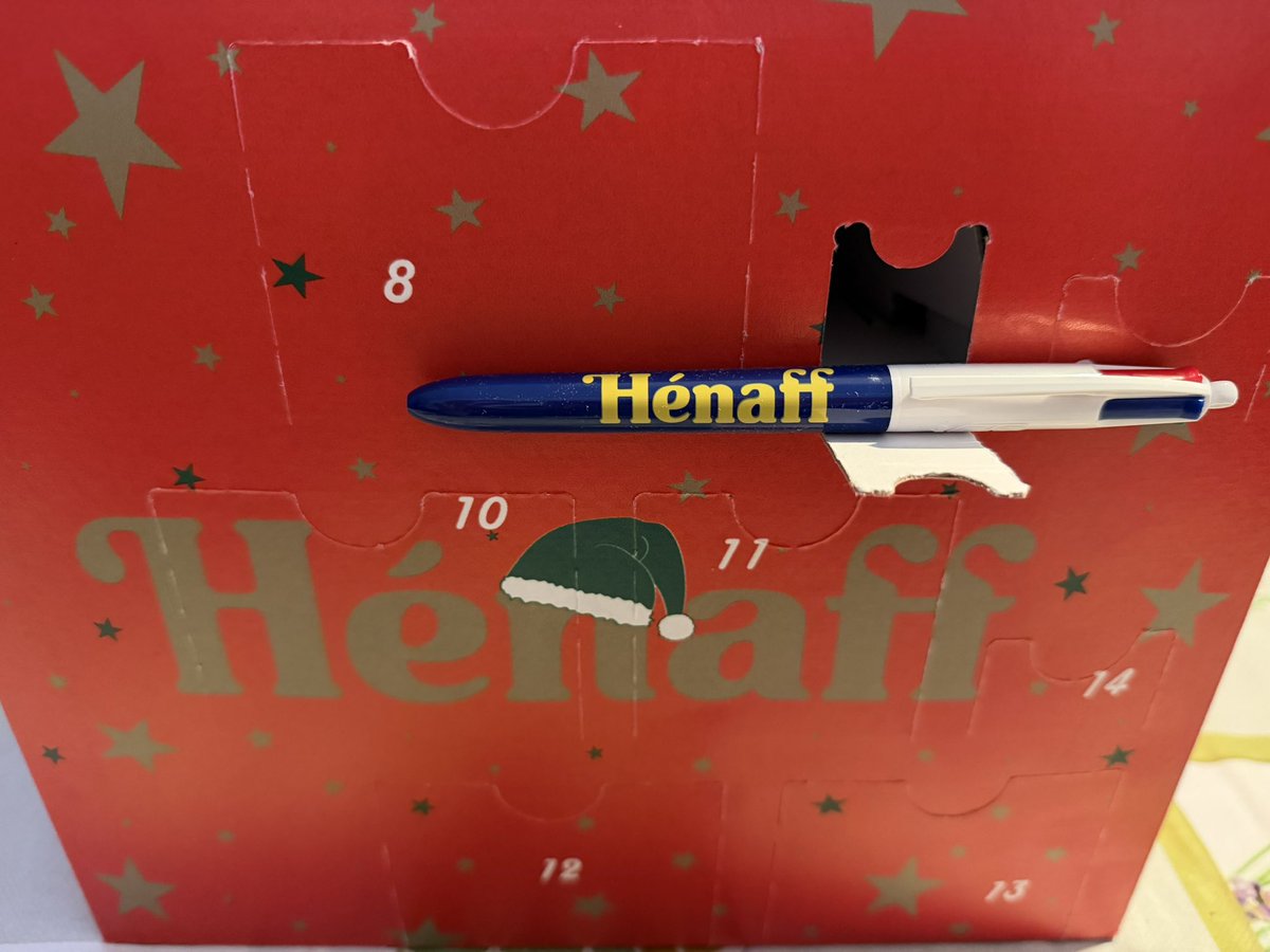 J7 ; En espérant que ce BIC de chez <a href="/JeanHenaffSA/">Groupe Jean Hénaff</a> ait une écriture fine et non en pâté !! #AventHénaff