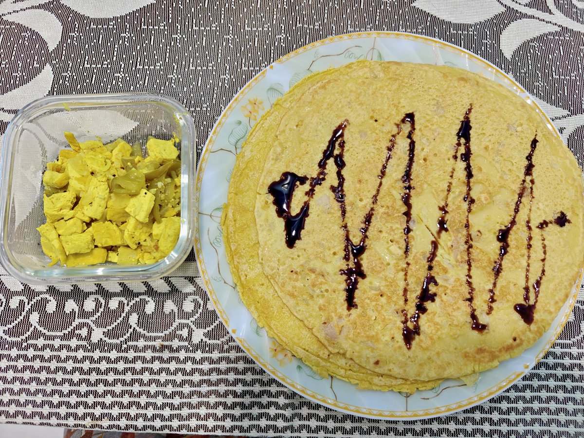jayeshraina98's tweet photo. Savoury pancake with Tofu 💪🍜

#northindiandish #chef #MasterChefCelebrity #masterchef #foodiebeauty #Food  #foodies https://t.co/4G3KUuE5By