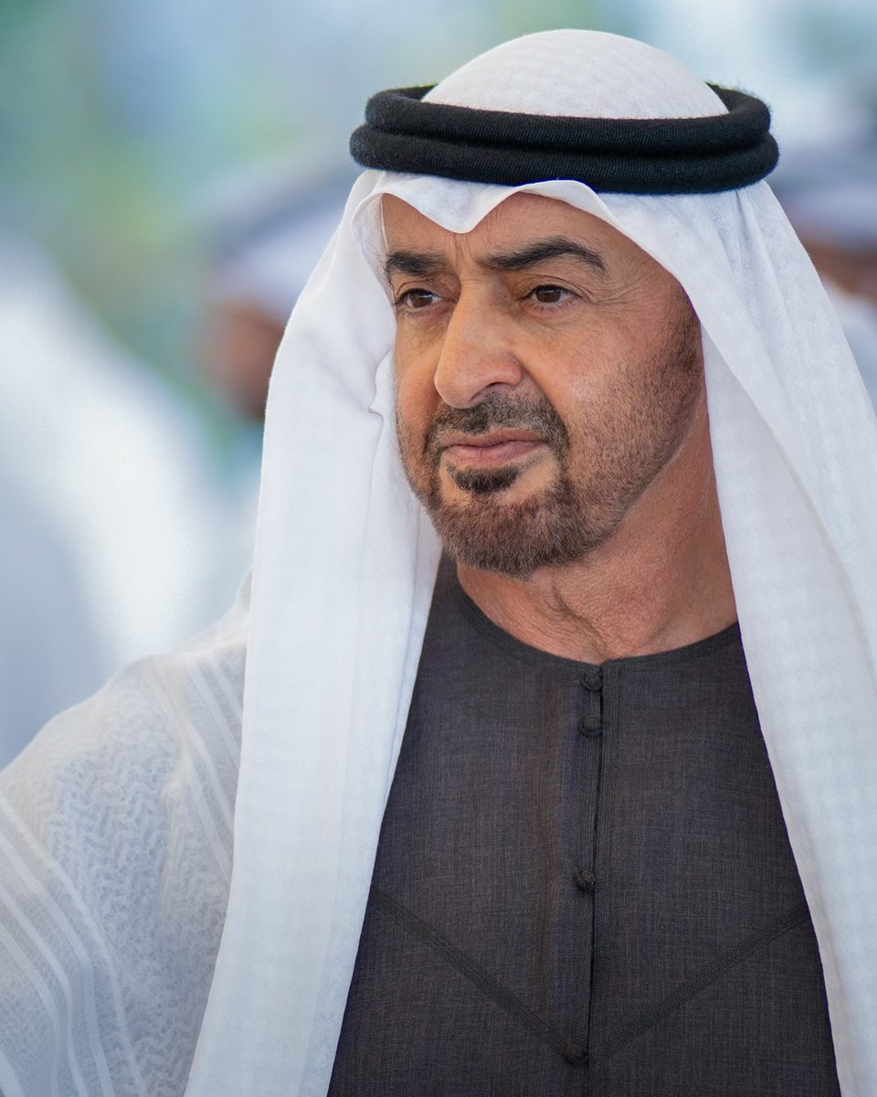 إذا كان هذا الرجل في صفك .. فأنت في الاتجاه الصحيح

#الامارات_حليف_صادق 

<a href="/MohamedBinZayed/">محمد بن زايد</a> 🇦🇪