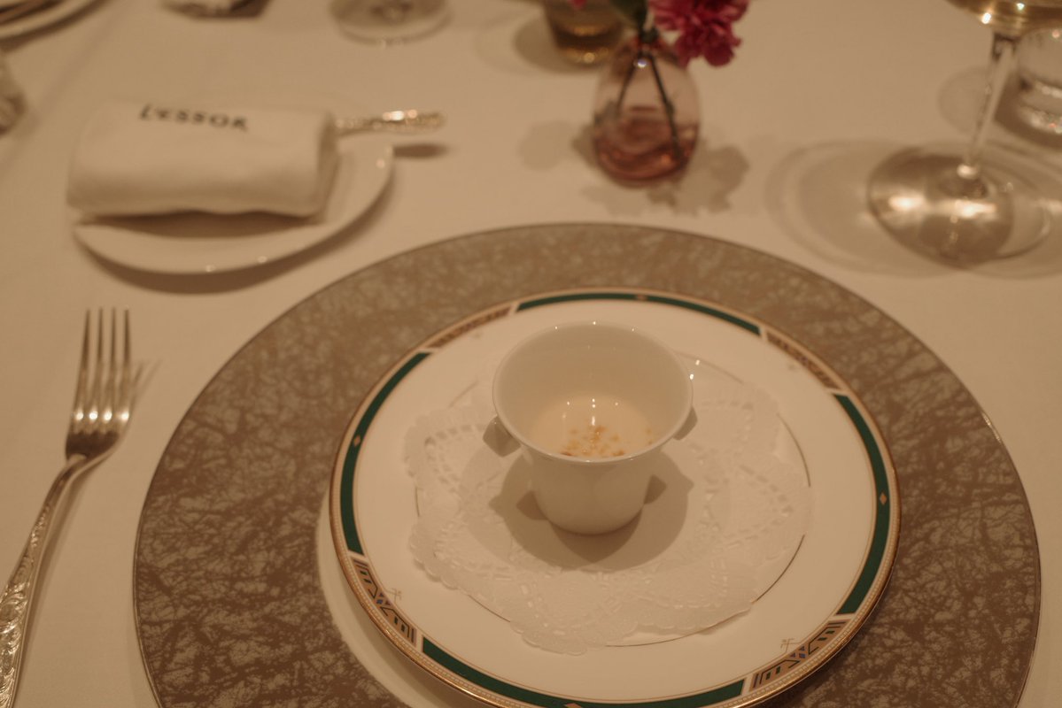 biancachan_c's tweet image. 3家族クリスマス会🎄
2枚目は3歳の男の子が撮ってくれた私たち