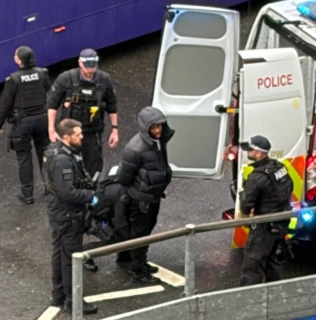 Lee Patriot Hood tweet media