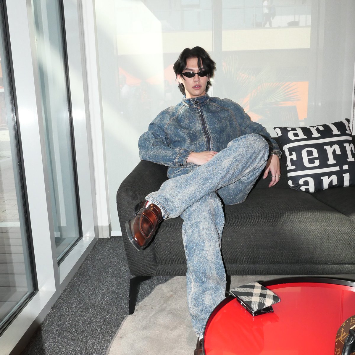 thisisnichapat's tweet image. Who’s asking for @bbrightvc