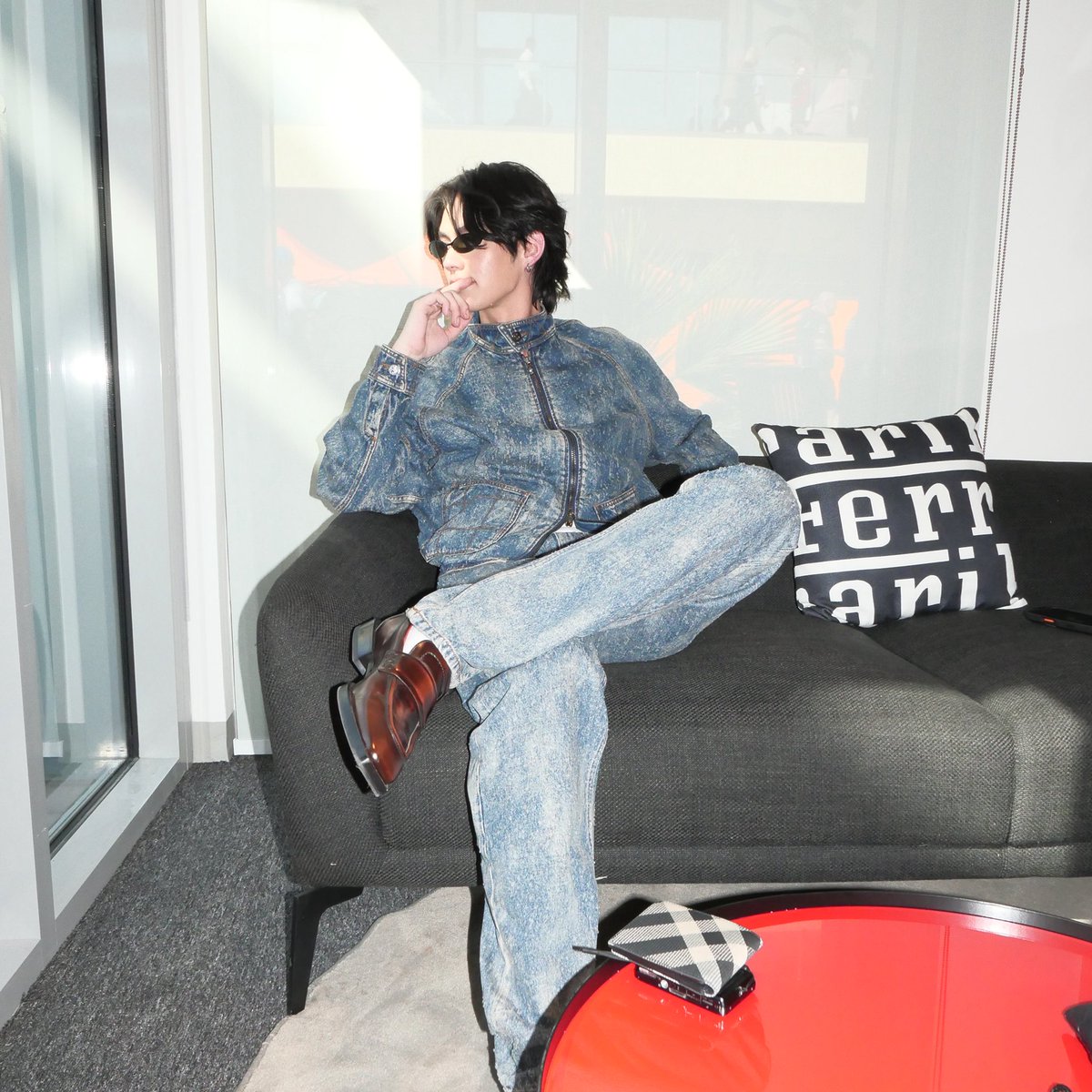 thisisnichapat's tweet image. Who’s asking for @bbrightvc