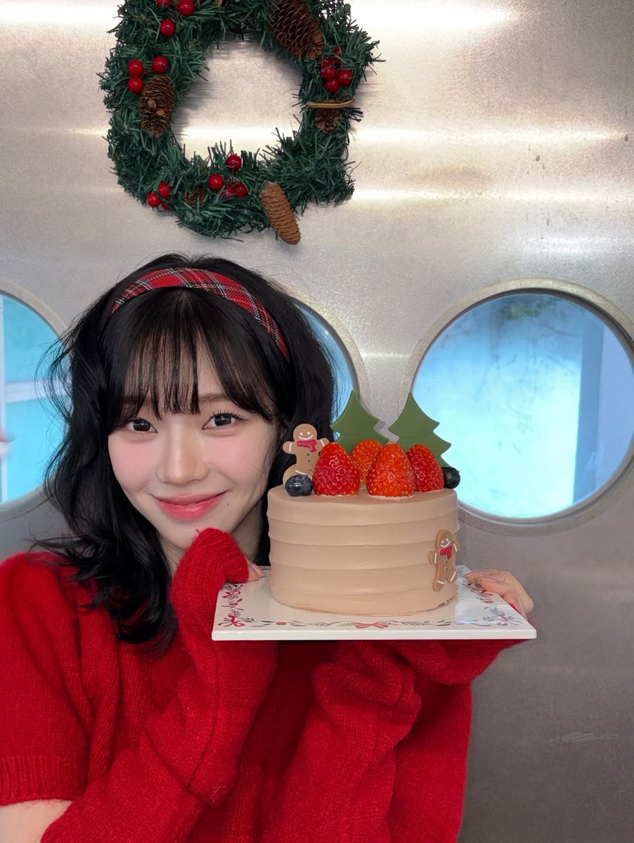 KARINA BASE tweet media