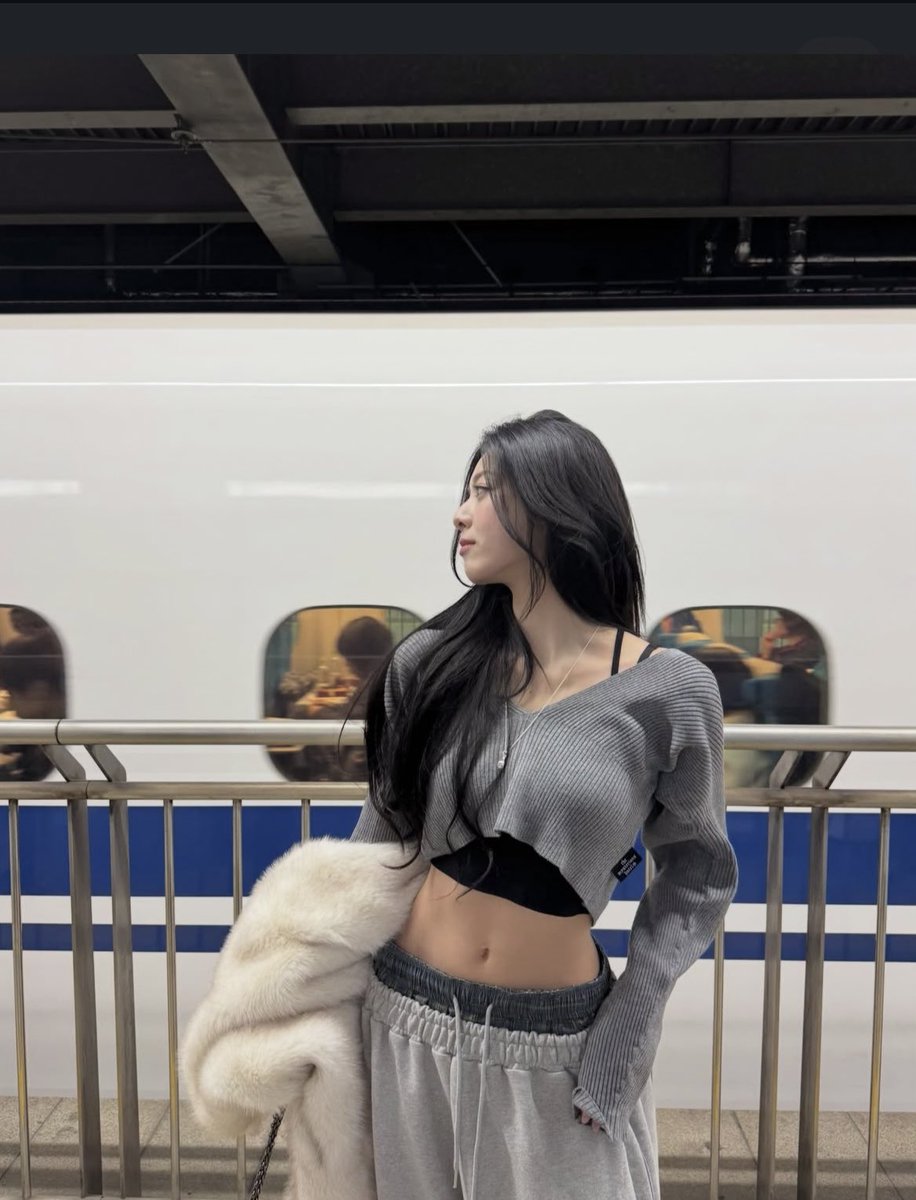 𝗬𝗨𝗡𝗔 𝗦𝘁𝘆𝗹𝗲 (@YUNA_outfit) / Posts / X