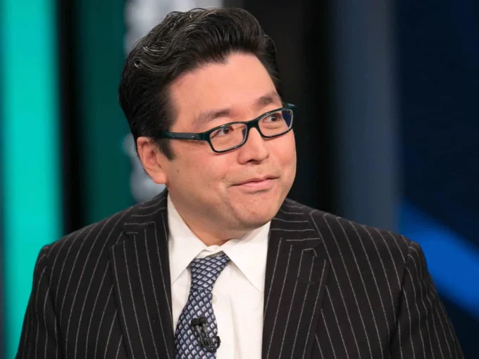 🚨Bureau : Tom Lee's BitMine possiede 11,35 miliardi di dollari in ETH, pari al 3,08% dell'offerta totale di Ether
