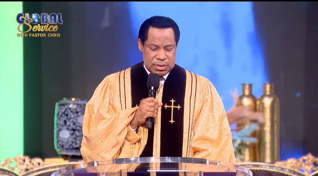TMfirstflight's tweet photo. PASTOR CHRIS IS LIVE!

CONNECT TO THE DECEMBER GLOBAL COMMUNION SERVICE WITH PASTOR CHRIS!

Listen LIVE on CeTunes 👉 https://t.co/3zKtu8Vtg6
Or Download the App:
https://t.co/0H0wIfOZib

https://t.co/Bt3BynCbcC

#Loveworldradio
#cetunestotheworld
#GlobalCommunionService https://t.co/L0D7KTsFJ3