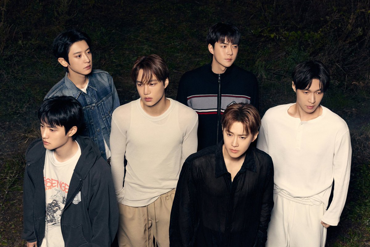 TheePopCore's tweet photo. EXO looks too handsome in the trailer photos for ‘REVERXE,’ dropping soon. (@weareoneEXO) https://t.co/KgspkKvRSy
