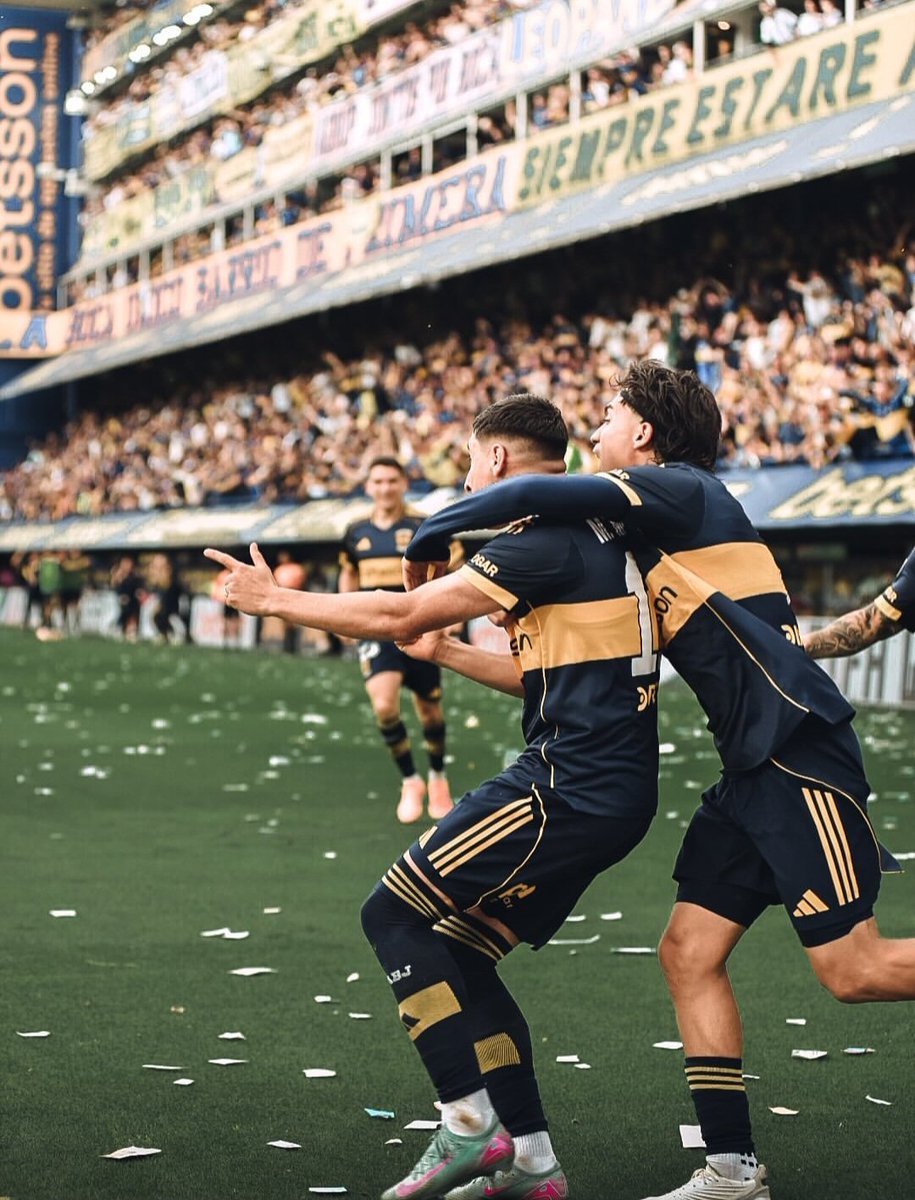 LOS TIROS QUE VOS TIRASTE VAN A VOLVER

RASIN BOTON