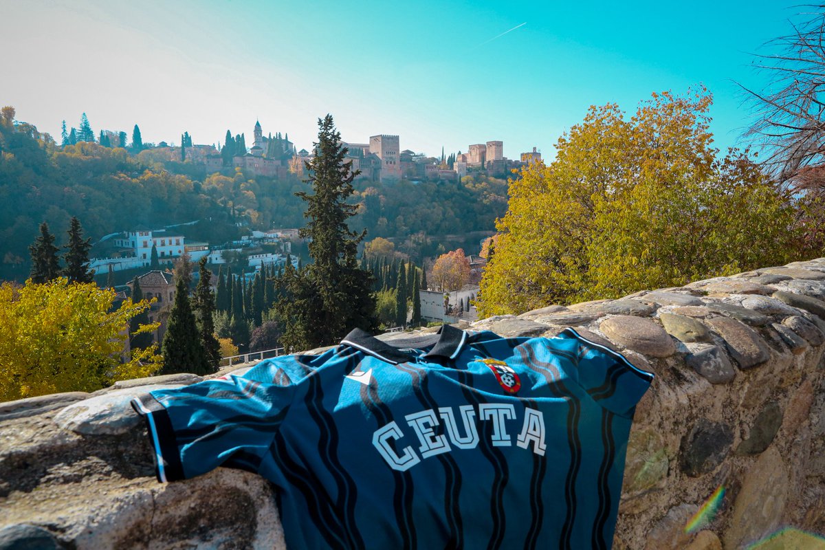 𝑨𝑫 𝑪𝒆𝒖𝒕𝒂 𝑭𝑪 𝒐𝒏 𝒕𝒐𝒖𝒓 🧳
“Fútbol y cultura ” ⚔️

Solemos poner fotos de Google en la publicación de AD Ceuta FC on tour pero hoy no nos podíamos resistir y hemos tenido que ir en persona a ver la preciosidad de la Alhambra 🤩

Es un placer visitar vuestra casa
